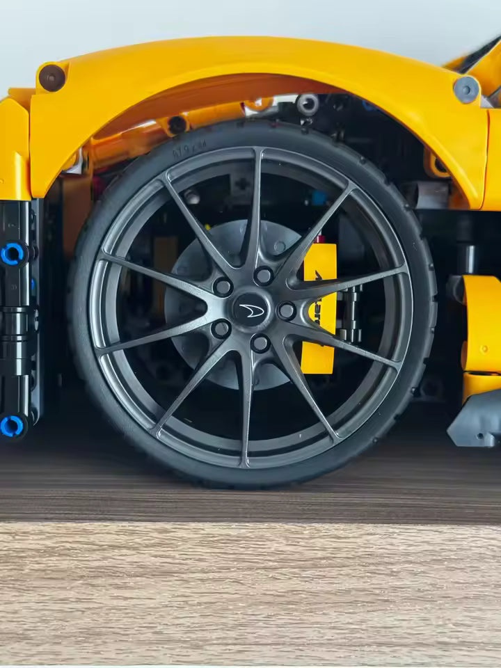 1:8 Scale Buildable McLaren P1 Hypercar Model Kit (3893 pcs)