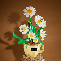 Buildable Daisy Pot Plant Model (496 pcs)